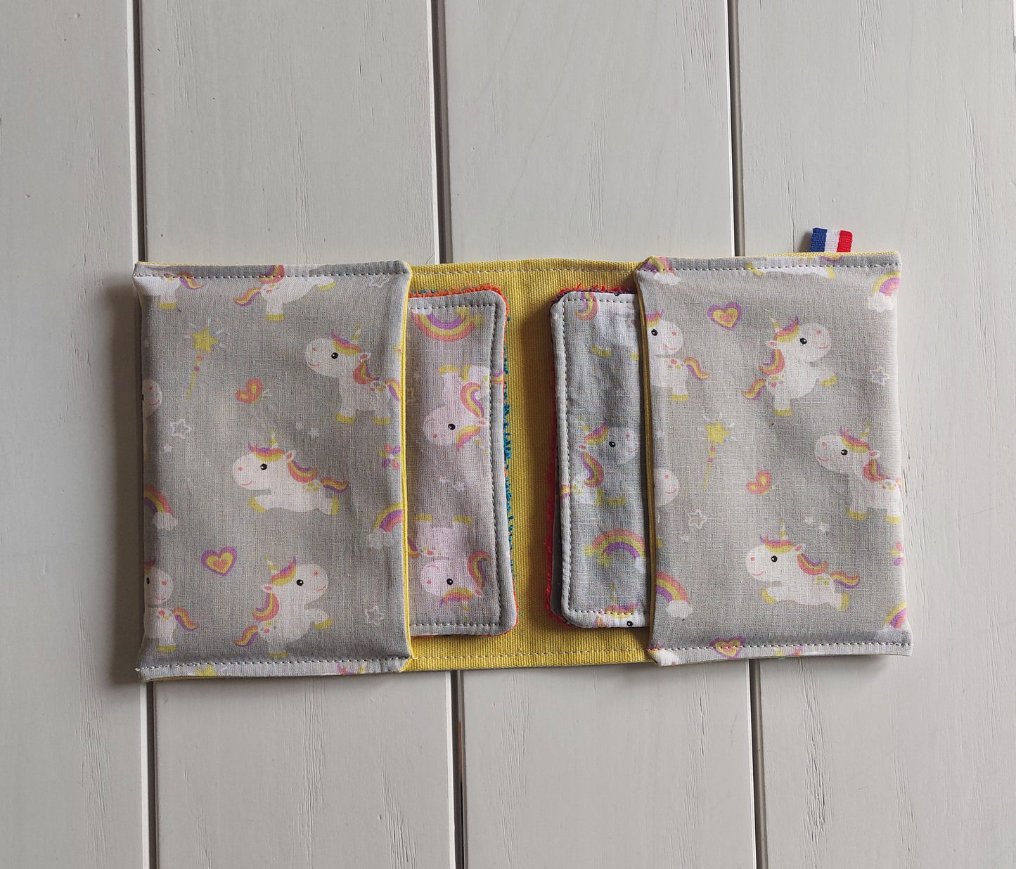 Pochette et lingettes enfant/bébé