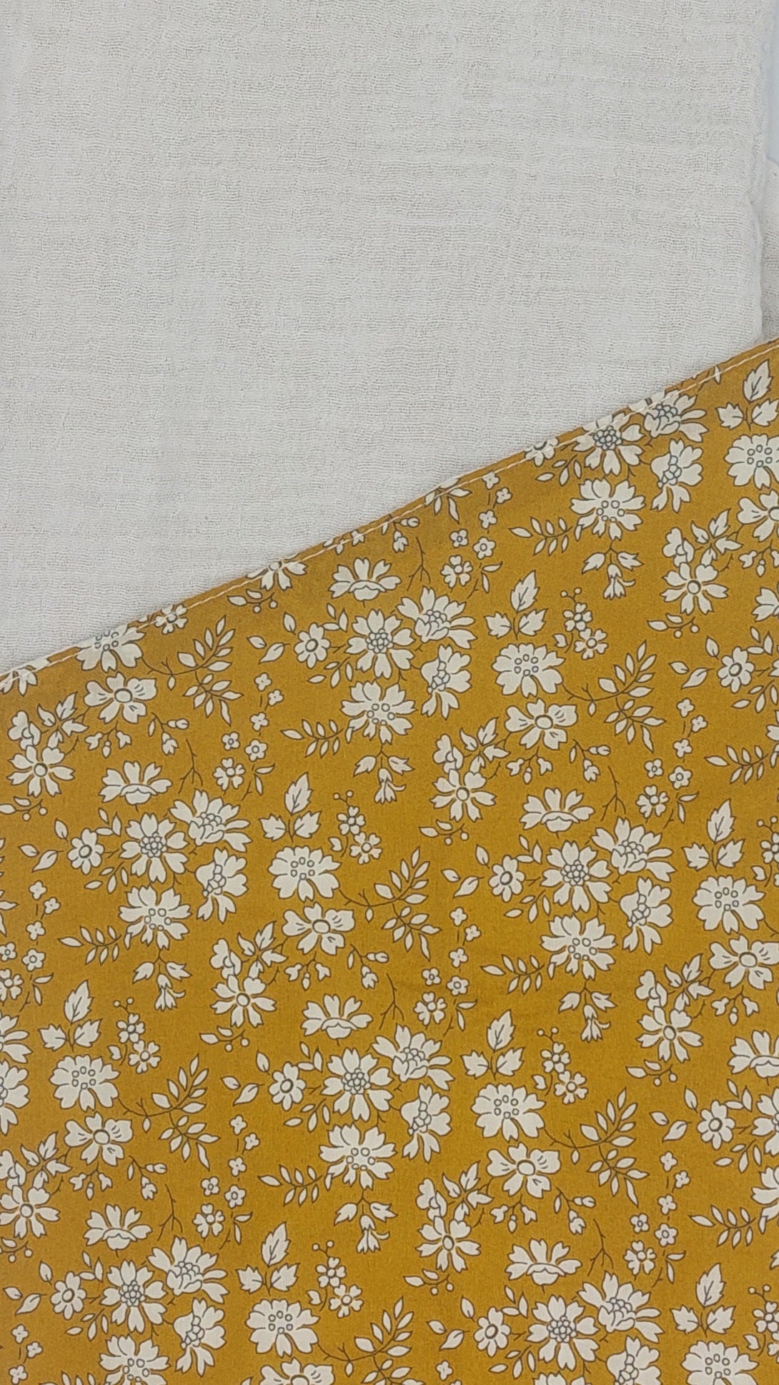 Foulard en Liberty of London® et coton gaze écru- réversible