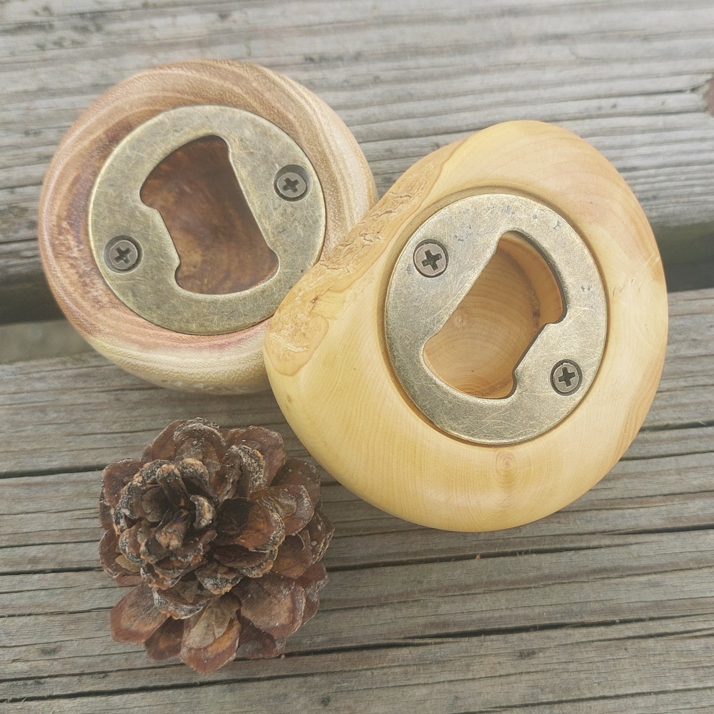 Décapsuleur en bois tourné