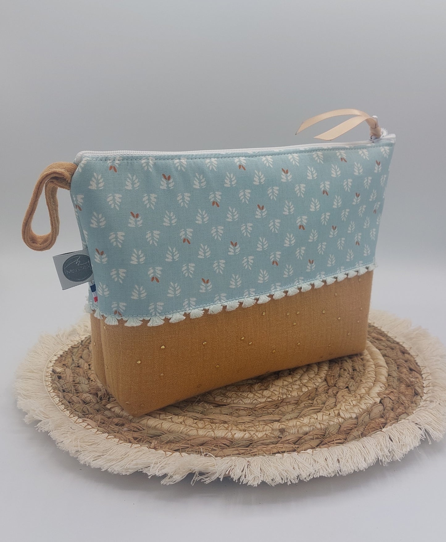Trousse de toilette bébé doublée, fabrication française (Haute-Loire)