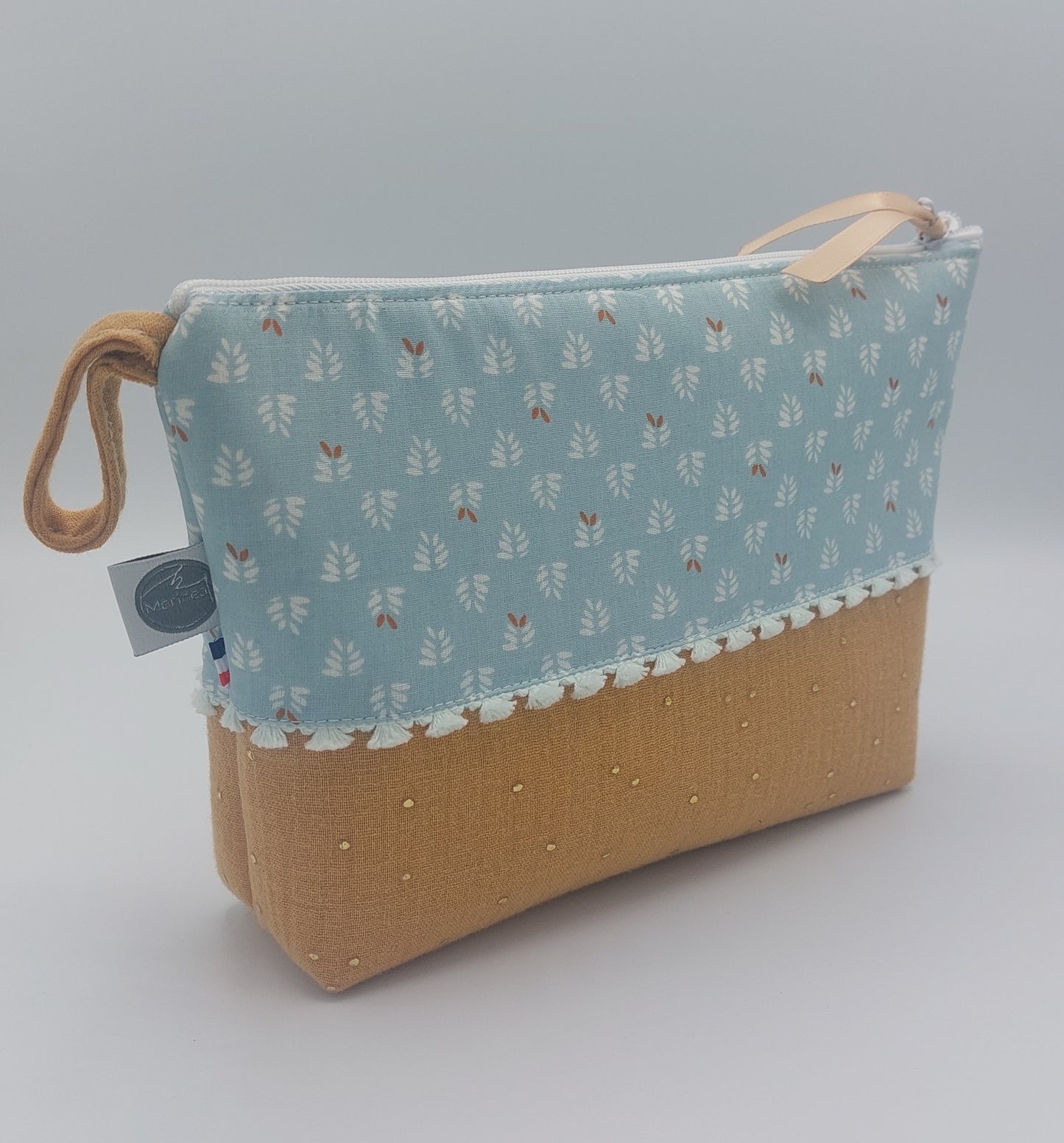 Trousse de toilette bébé doublée, fabrication française (Haute-Loire)