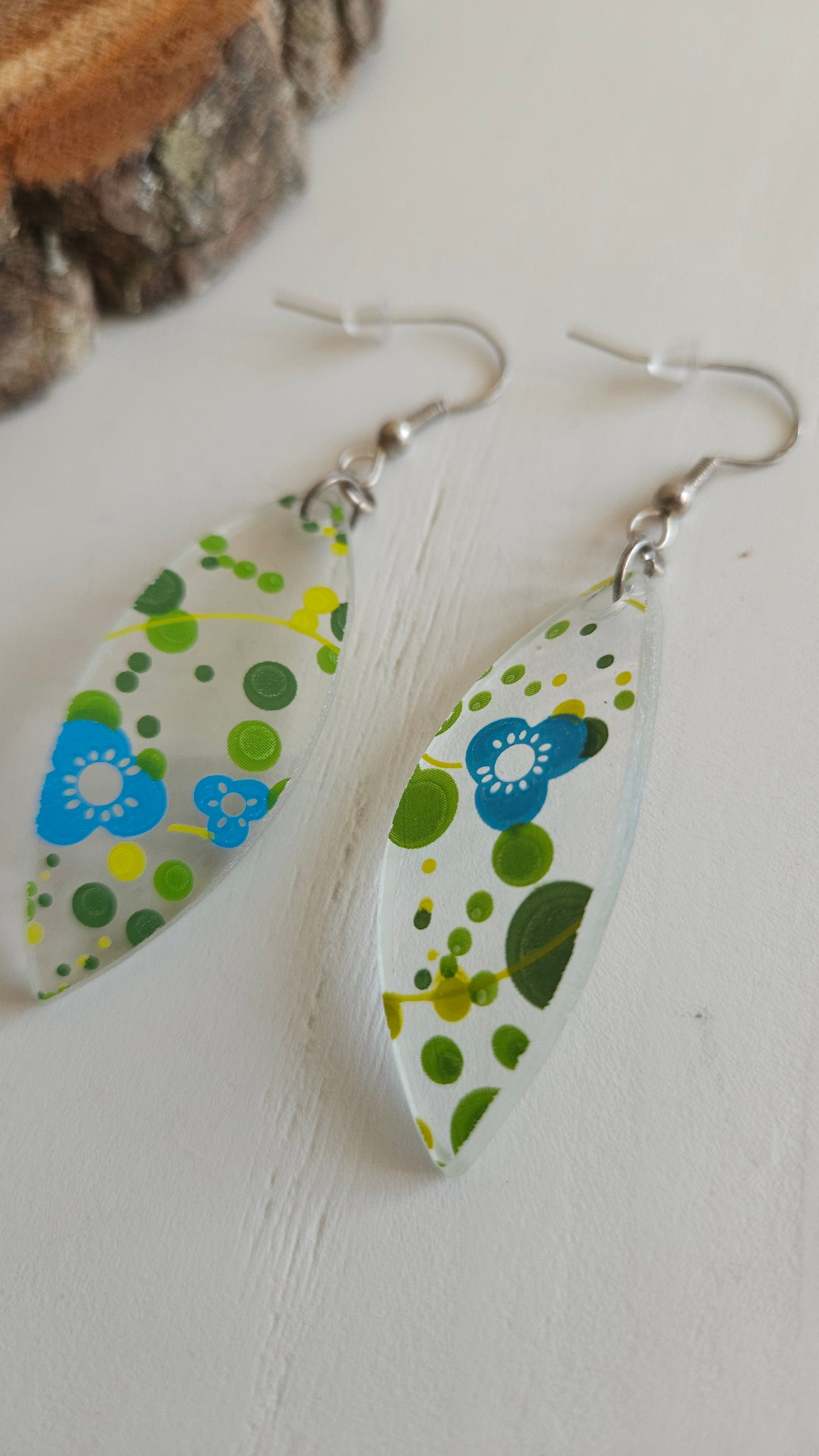 boucles d'oreilles en verre upcyclé - motif vintage - artisanat éthique et éco-responsable - Auvergne France - Creation Vart