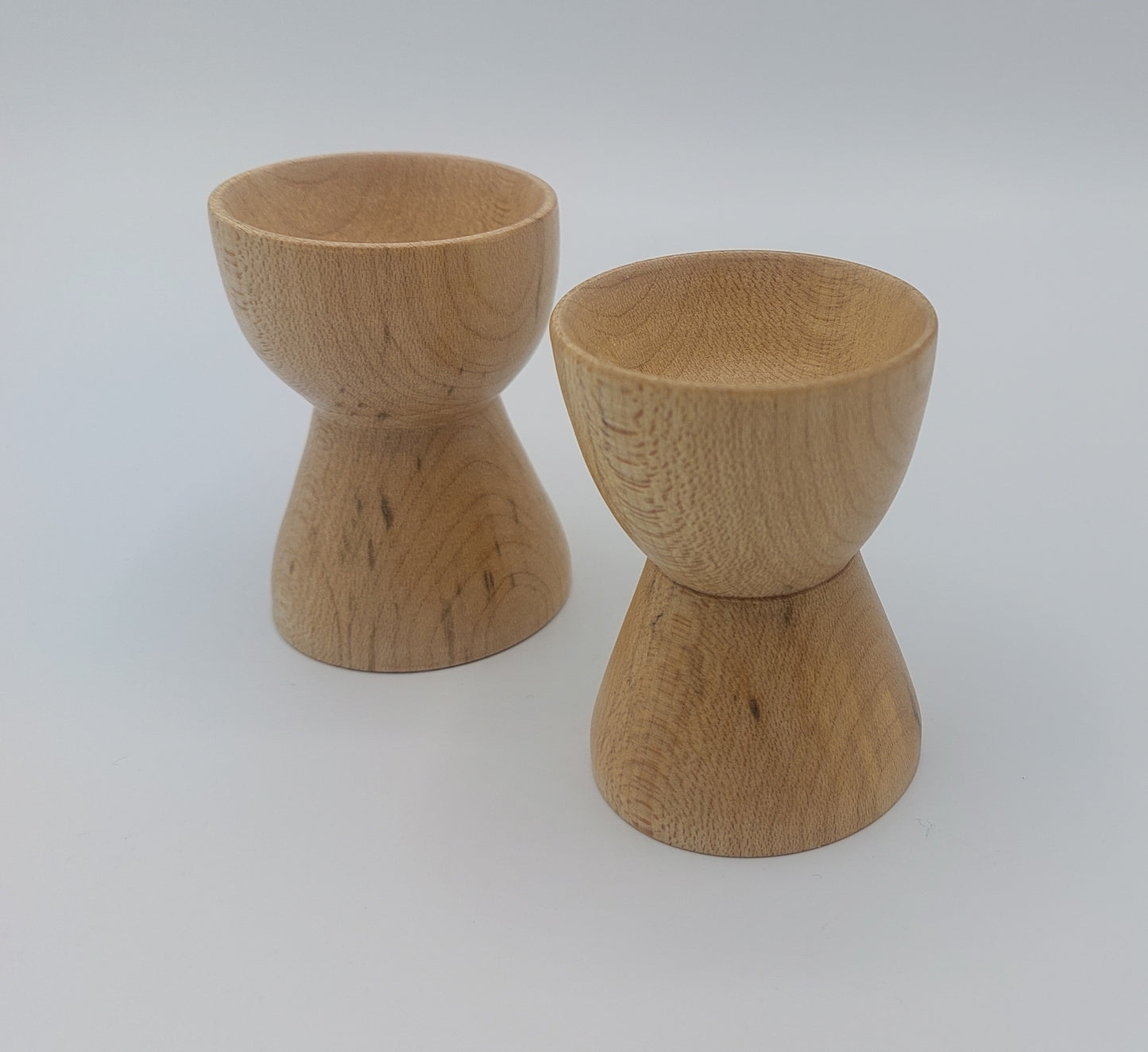 coquetier en bois tourné - artisanat de haute-loirecoquetier en bois tourné - artisanat de haute-loire