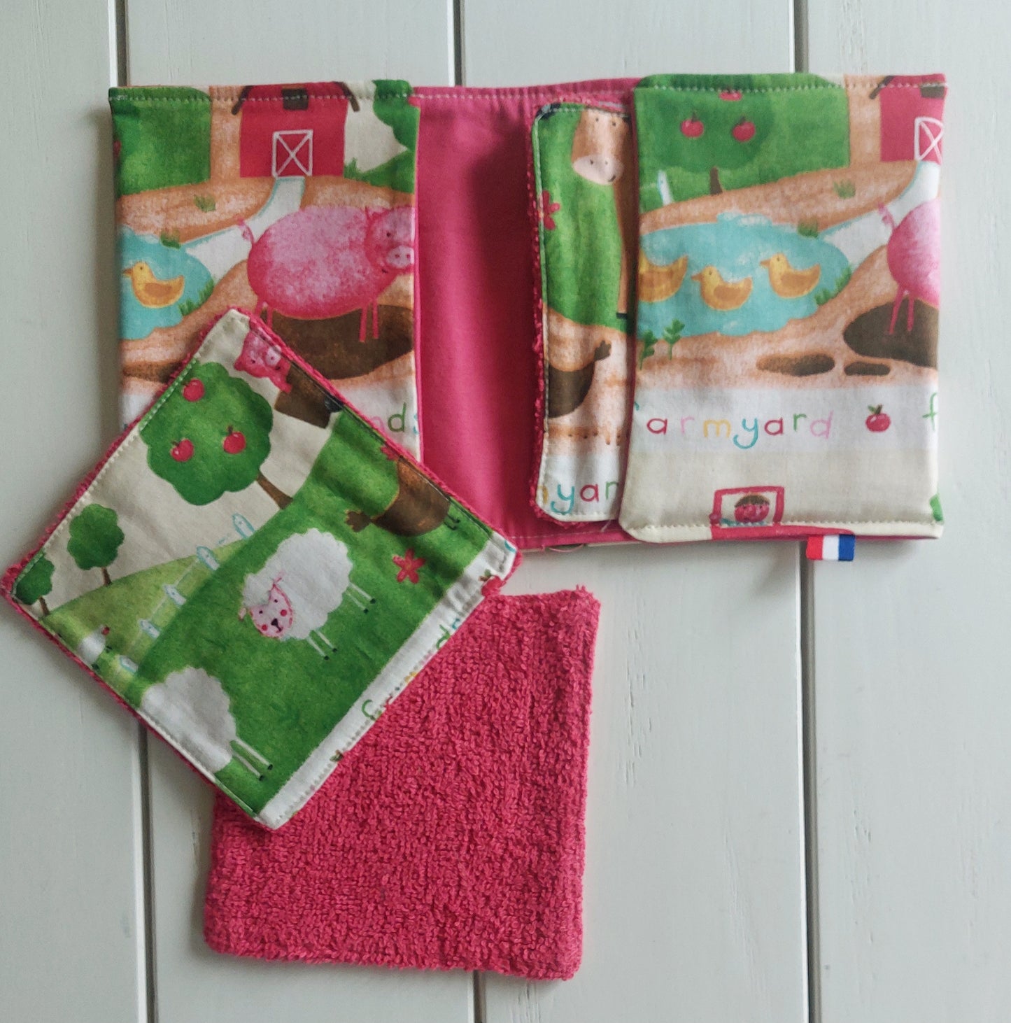 Pochette et lingettes enfant/bébé