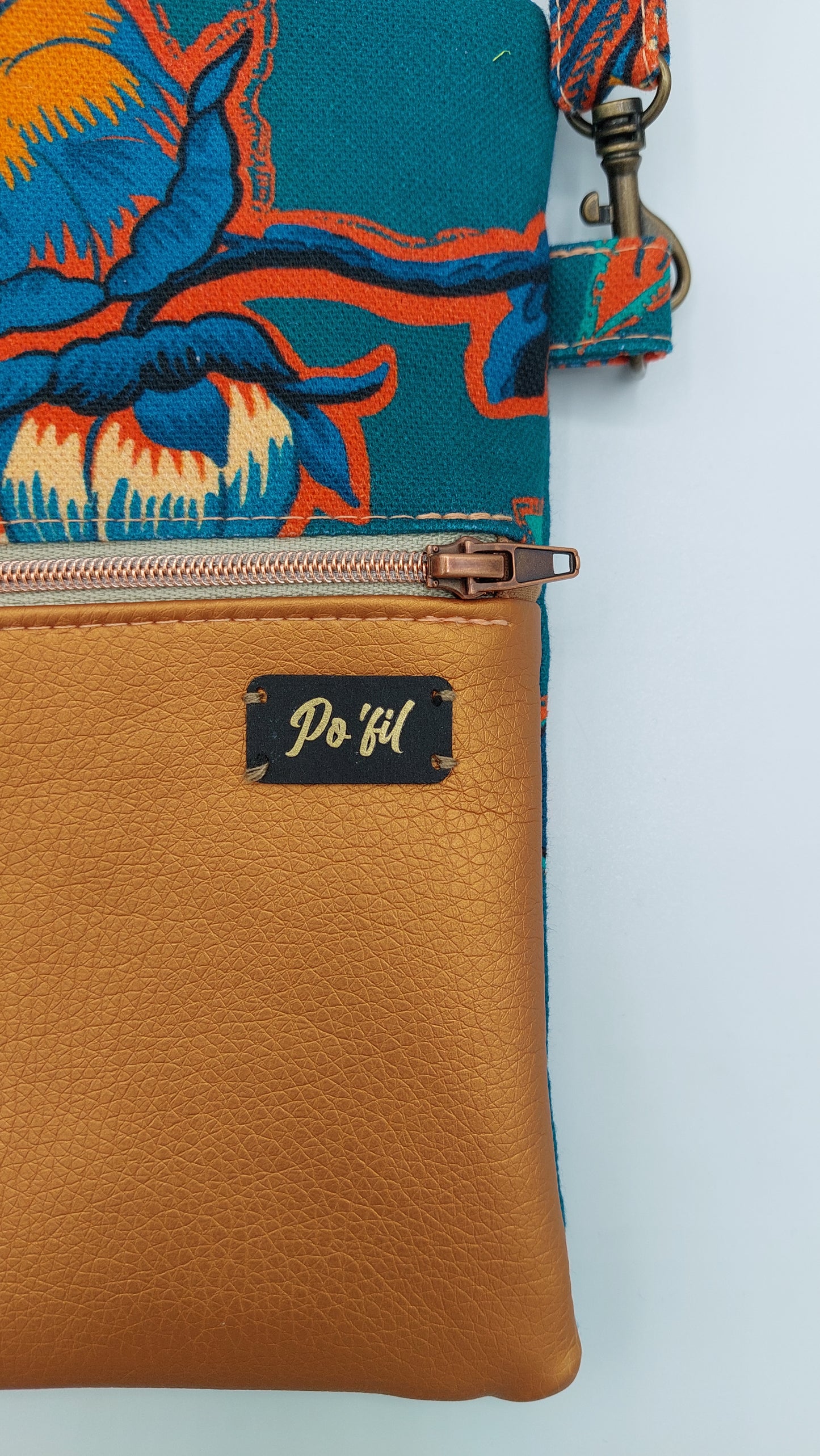 Sac pochette téléphone bandoulière similicuir couleur cuivre - artisanat de Haute-Loire - marque Po'Fil