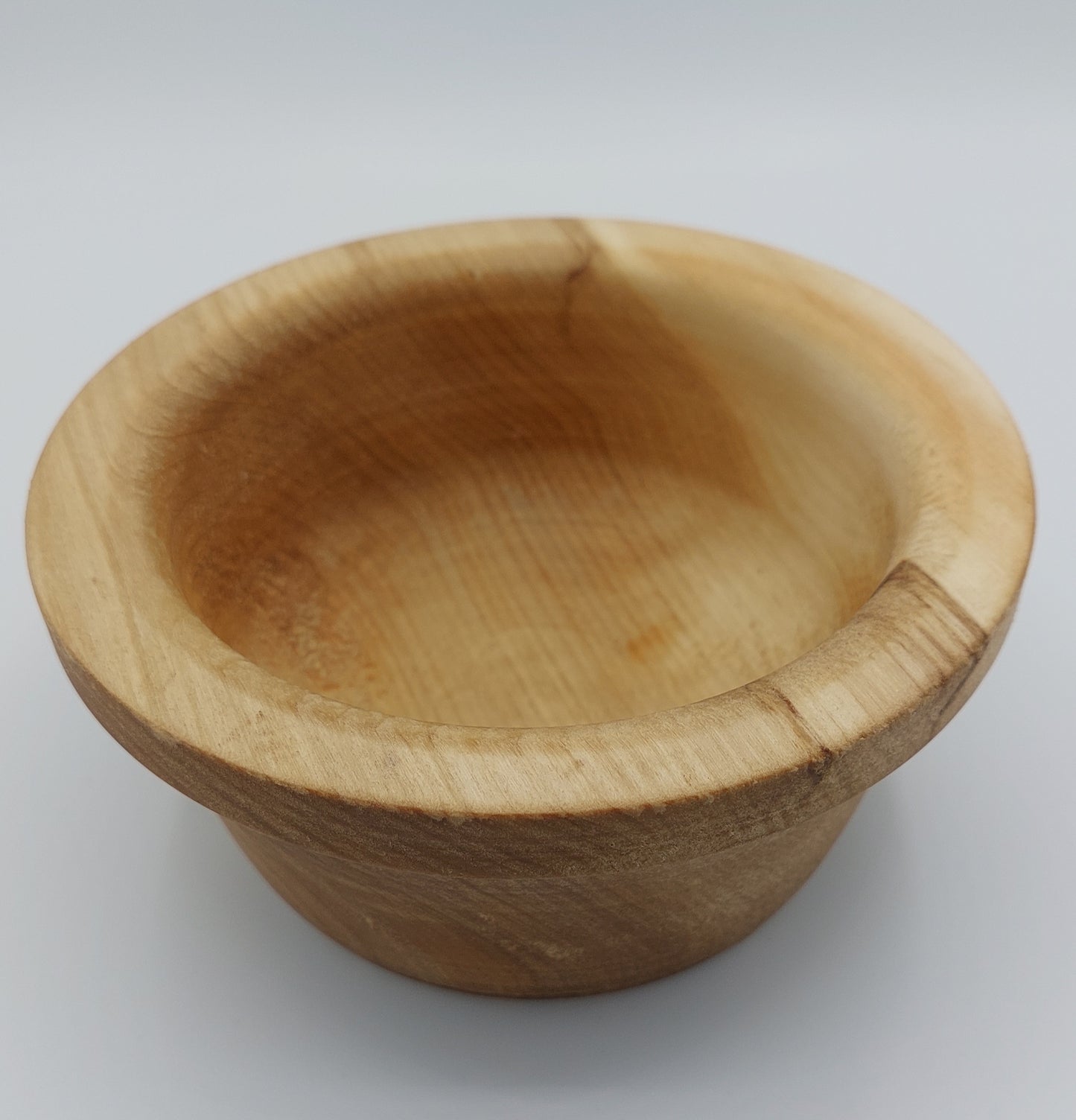 pot en bois de platane design et élégant - Artisanat tournage sur bois Auvergne