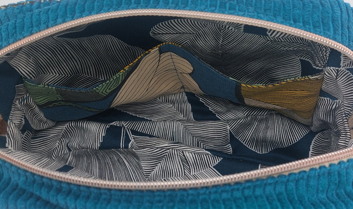 Sac bandoulière en velours côtelé bleu canard - création unique de Haute-Loire Po'Fil