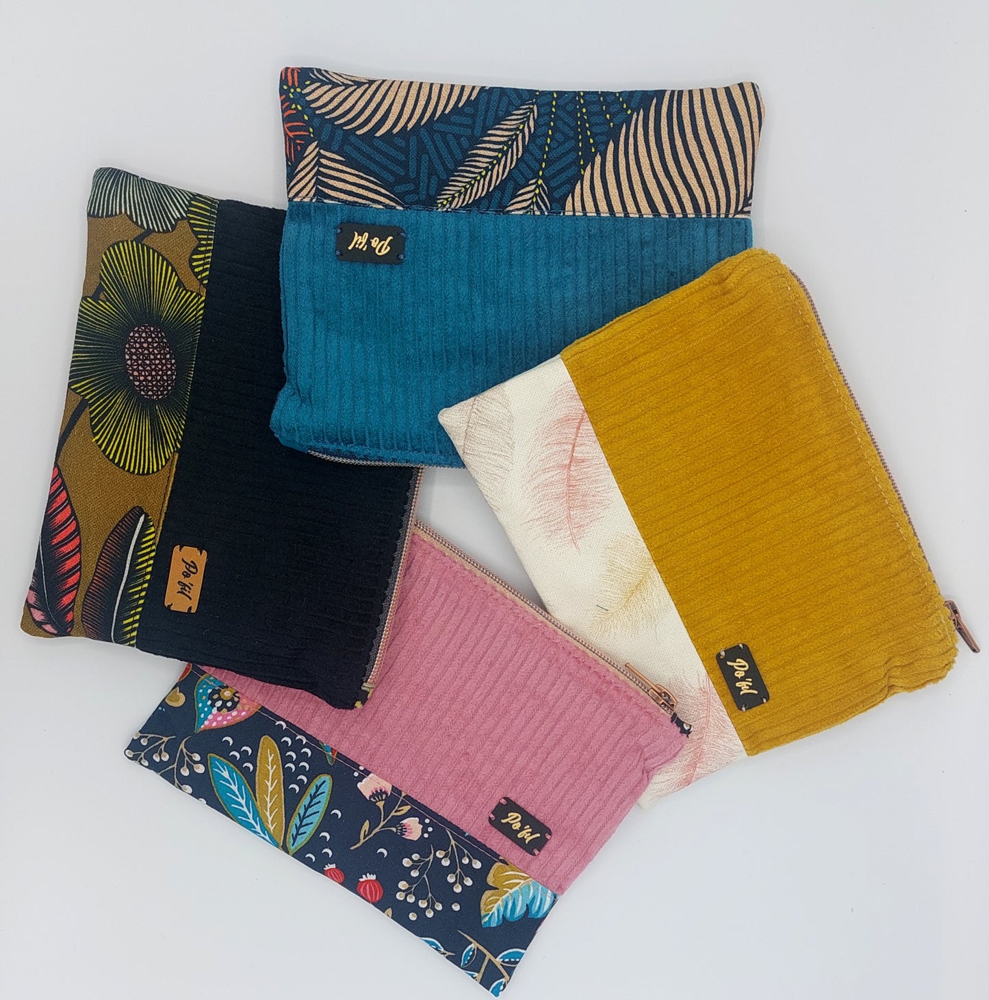 Pochettes en velours