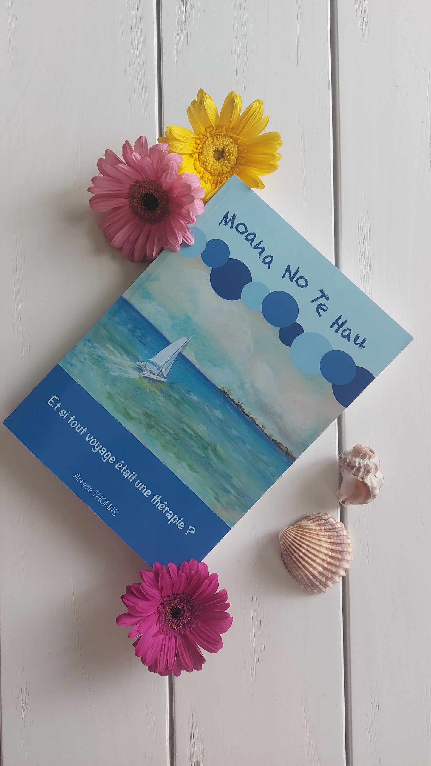 livre évasion - écrivain local Annette Thomas - Moana No Te Hau - Tahiti