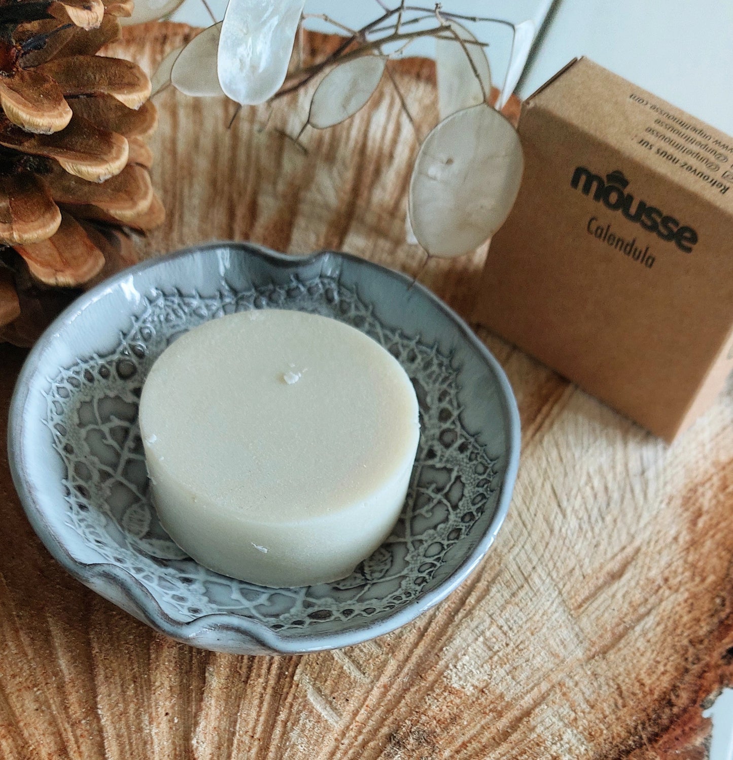 Coupelle céramique dentelle et mini savon artisanal