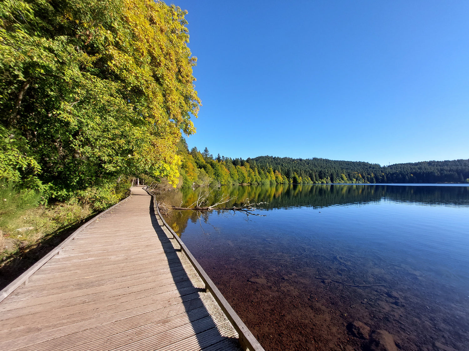 Lac du bouchet Haute-Loire artisanat éco-responsable