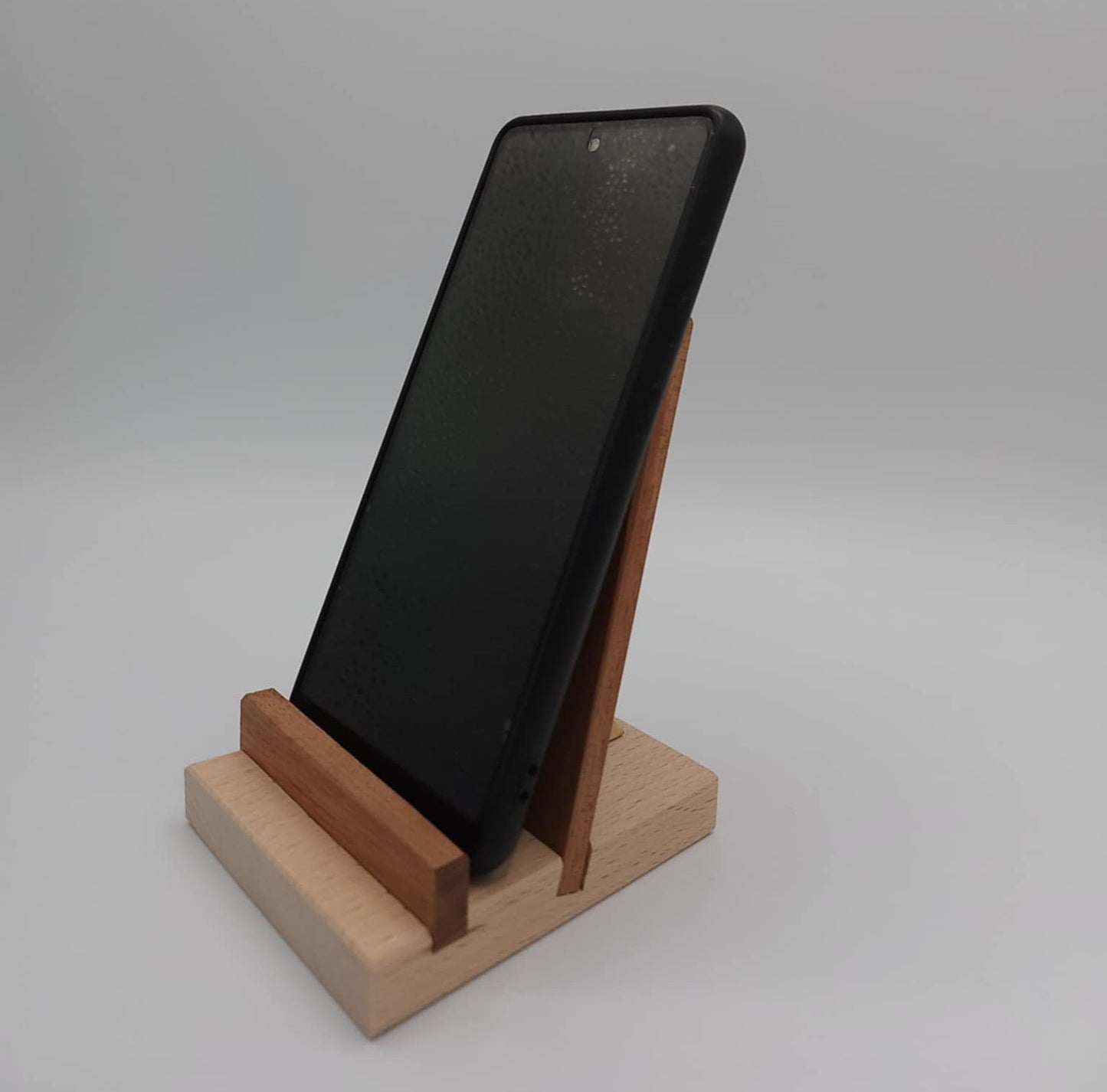 support de téléphone en ois recyclé origine france