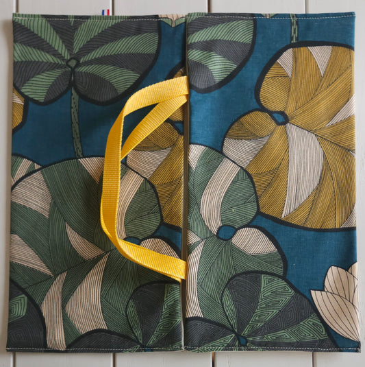 sac à tarte en tissu upcyclé - artisanat de haute-loire. réalisé par une structure à but social.