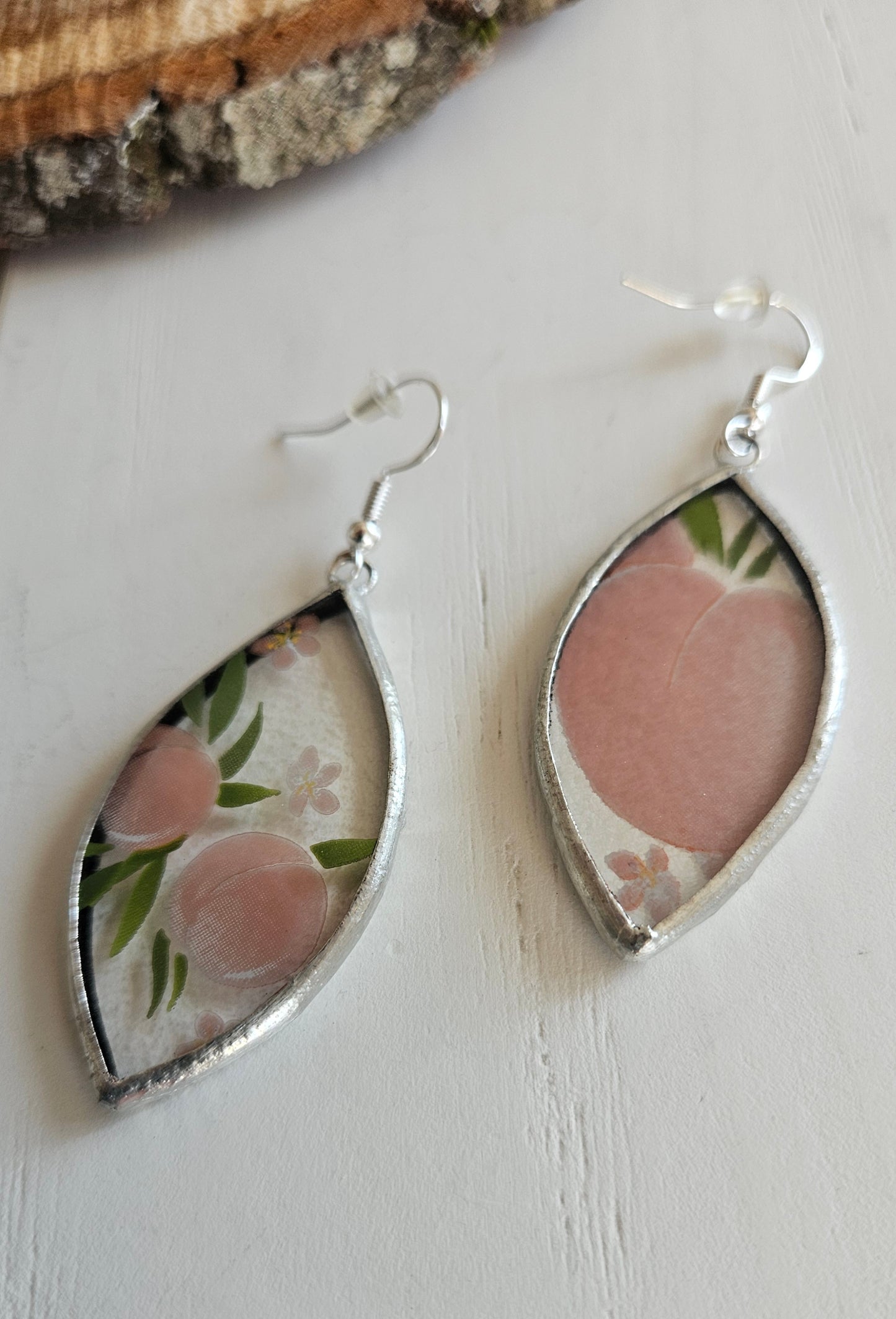 boucles d'oreilles uniques et originales en verre upcyclé - artisanat de Haute-Loire - Creation Vart