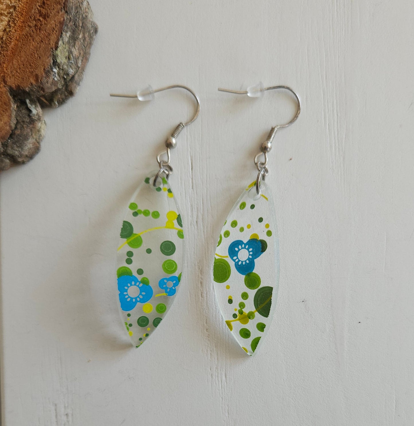 boucles d'oreilles en verre upcyclé - motif vintage - artisanat éthique et éco-responsable - Auvergne France - Creation Vart