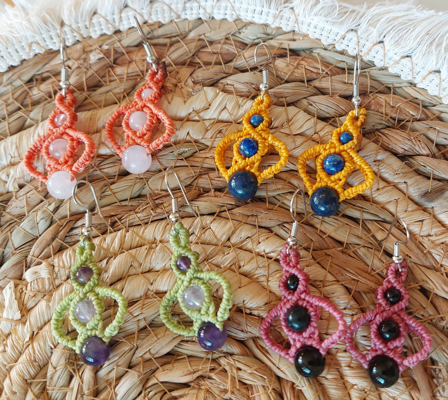 boucles d'oreilles faites main en micro macramé  Haute Loire Auvergne