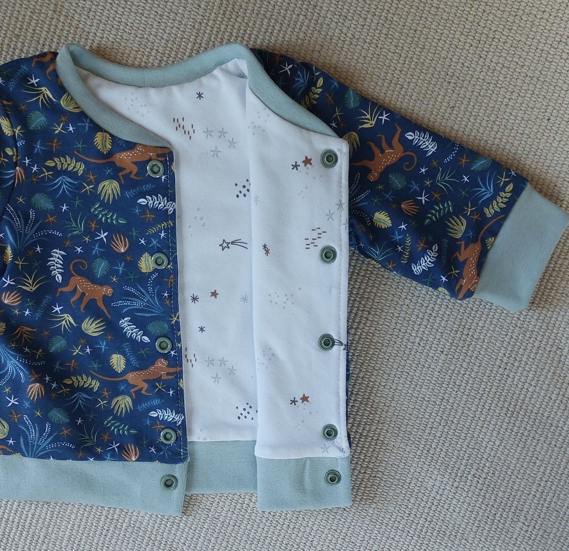 Gilet réversible 3 mois bébé en jersey coton bio fabrication française (Haute-Loire)