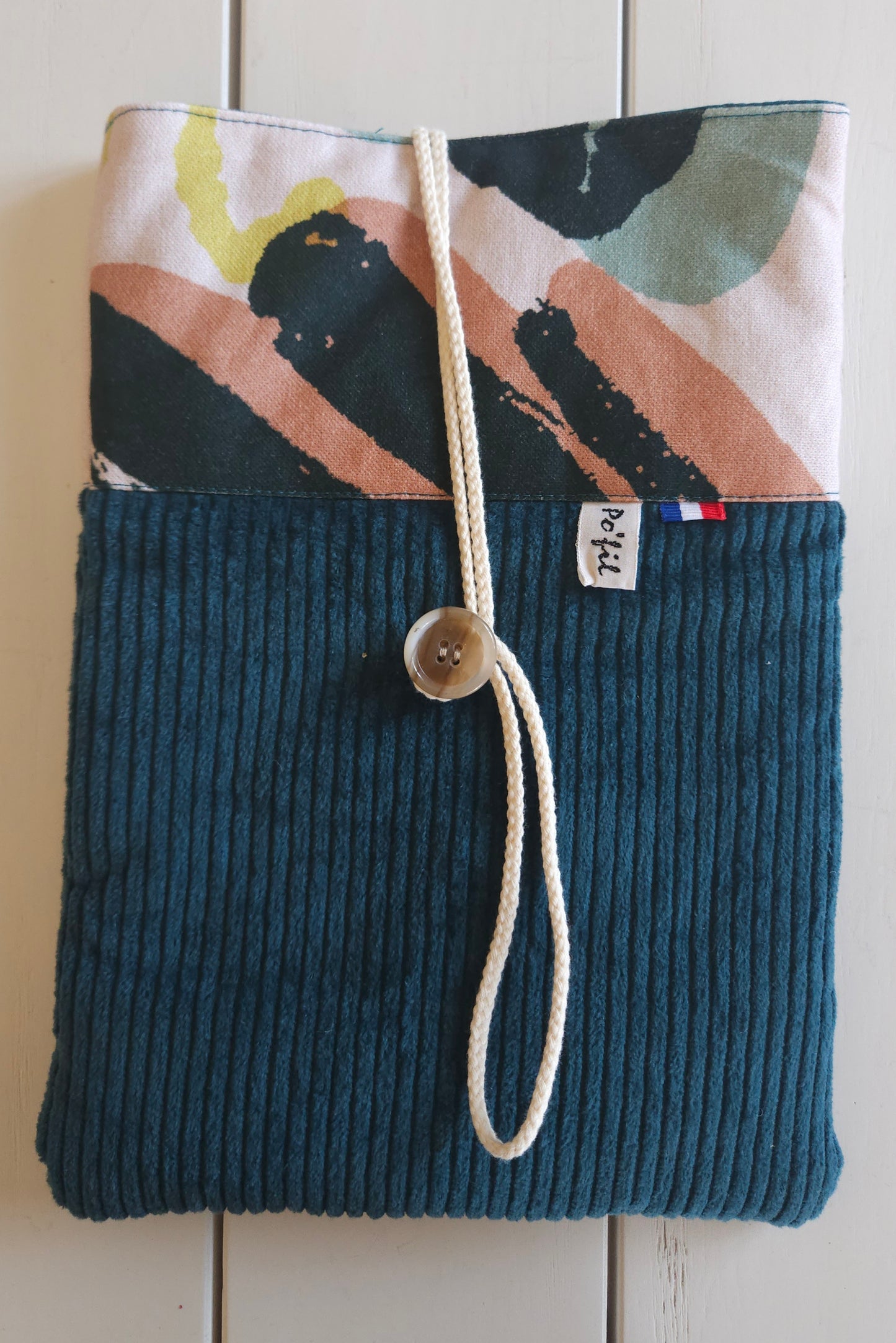Grande pochette à livre ou liseuse 8 a 10 pouces - housse de protection - fabrication française - Haute-Loire