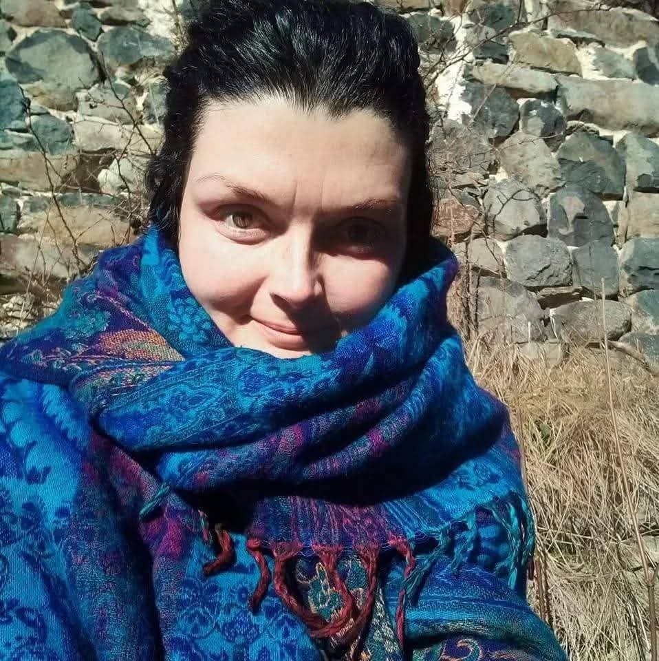 Autrice-Illustratrice LauRa. Talent écrivain de Haute-Loire - Thérapeute Haute-Loire - développement personnel - 