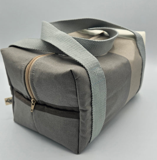 lunch bag isotherme - création unique artisanale - couleurs clairs - pour femme ou homme. 