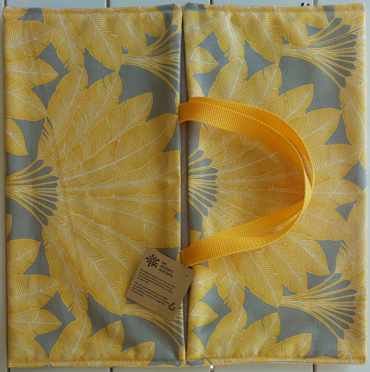 Sac à tarte avec anses jaune et gris motifs plumes - article upcyclé issu de l'artisanat - tissu de haute qualité