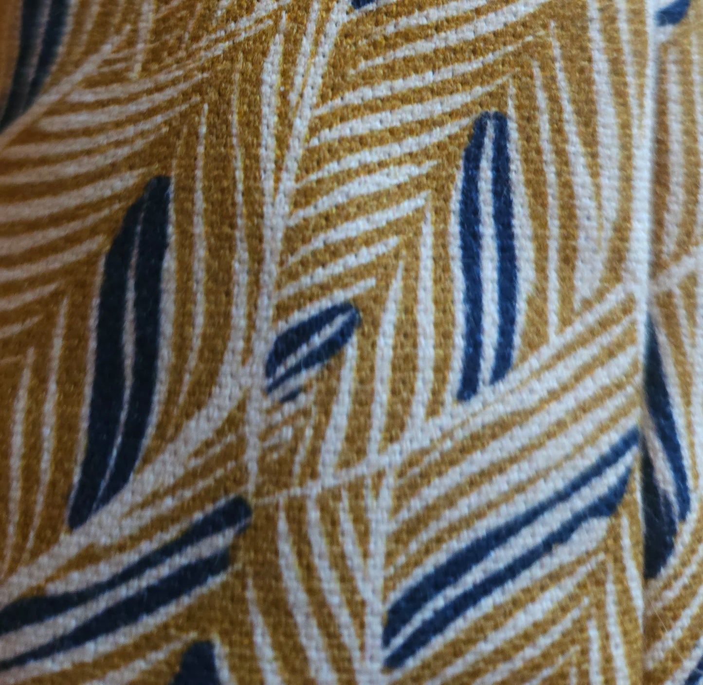 sac à bouteille en tissu upcyclé - haute qualité. accessoire cadeaux éco-responsable - artisanat Auvergne