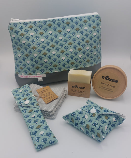 coffret de toilette mixte - artisanat Haute Loire