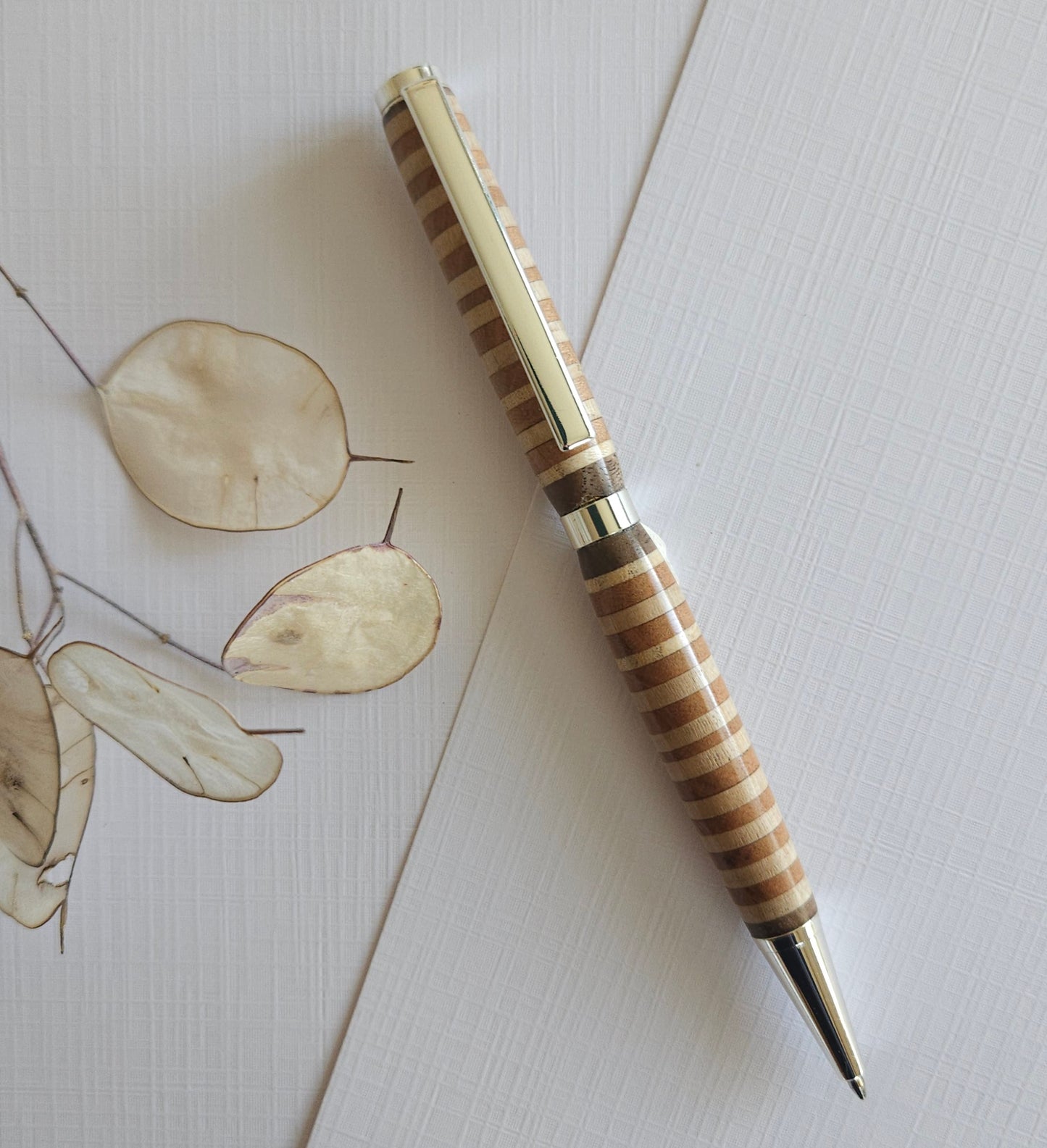 Stylo à bille en bois tourné avec étui - PECATA