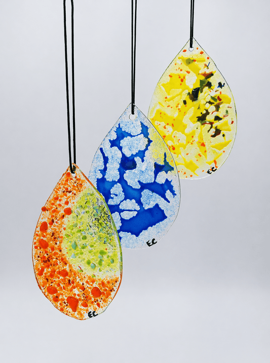 Attrape-soleil forme Goutte colorée - suspension goutte de verre fusing - décoration - artisanat de Haute-Loire 