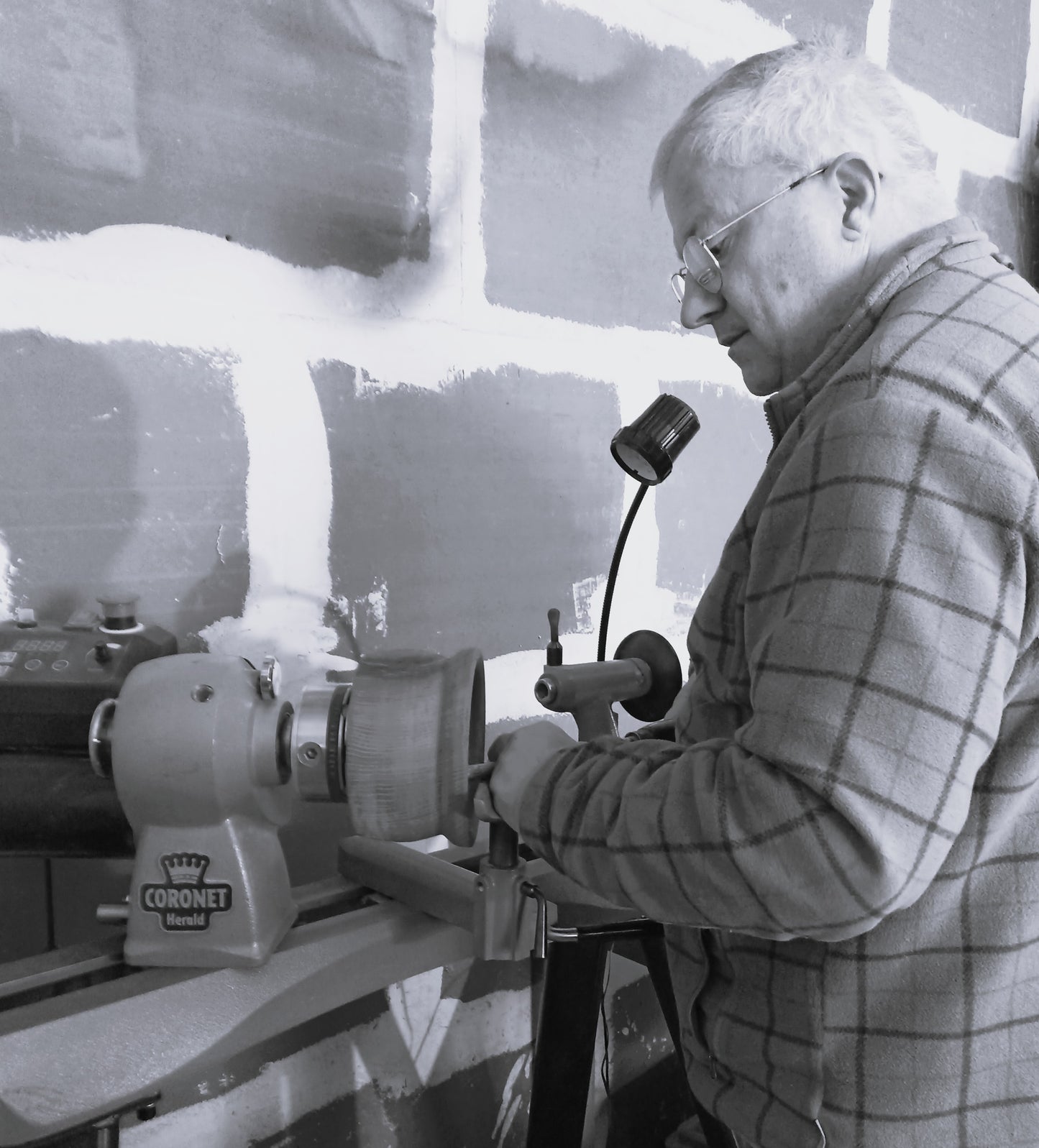Pierre Roux - artisan tourneur sur bois de Haute-Loire  - Chadron