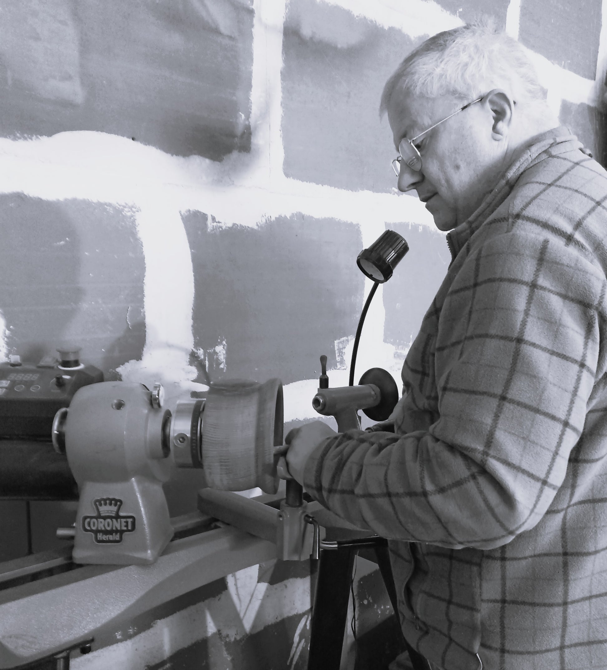 Pierre Roux - artisan tourneur sur bois de Haute-Loire  - Chadron