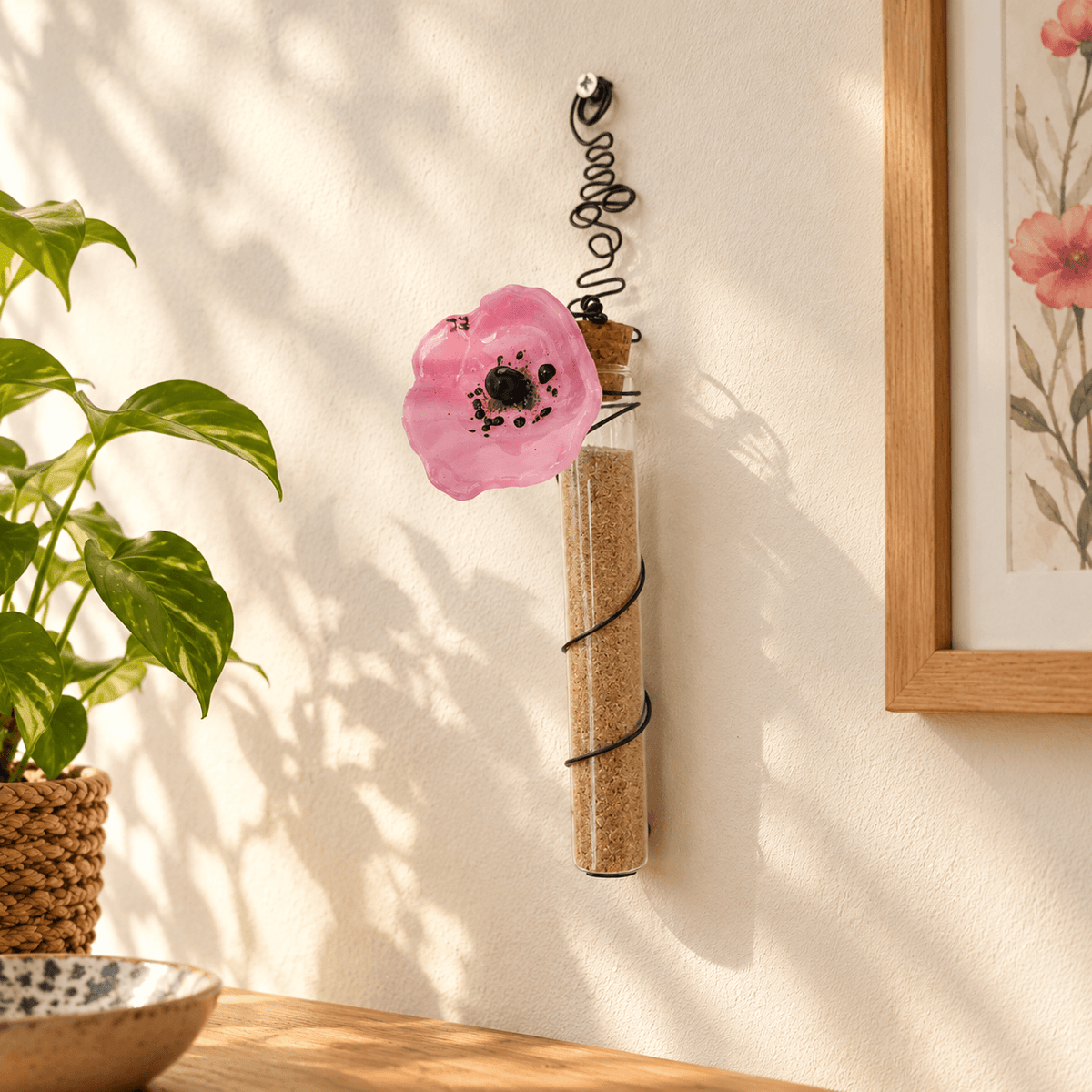 Vase à suspendre avec fleur de verre rose - coquelicot - technique verre fusing - artisanat haute-loire