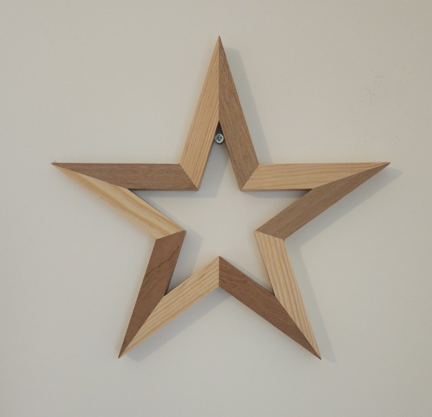 Etoile en bois upcyclé - PECATA