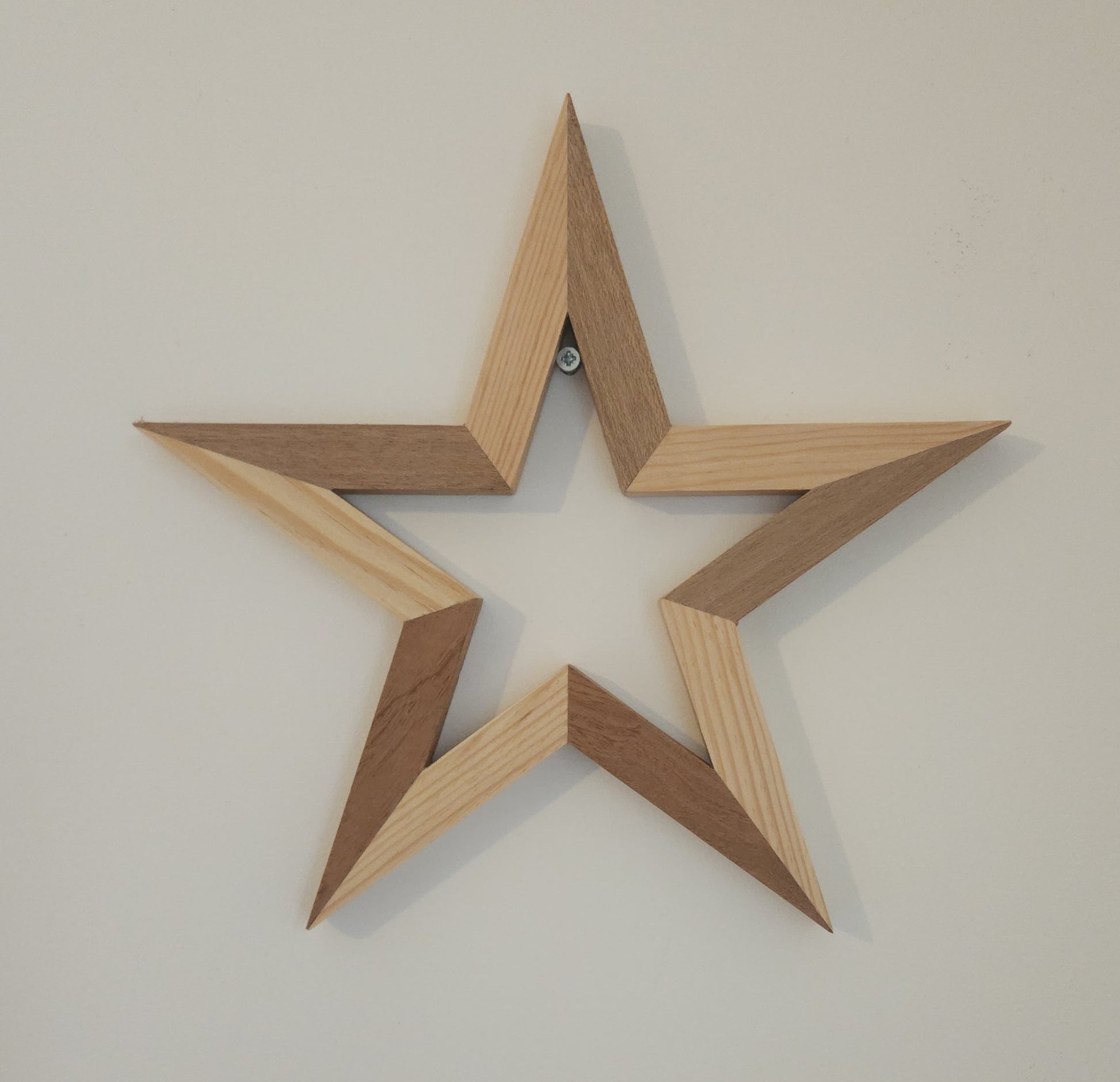 Etoile en bois upcyclé - PECATA