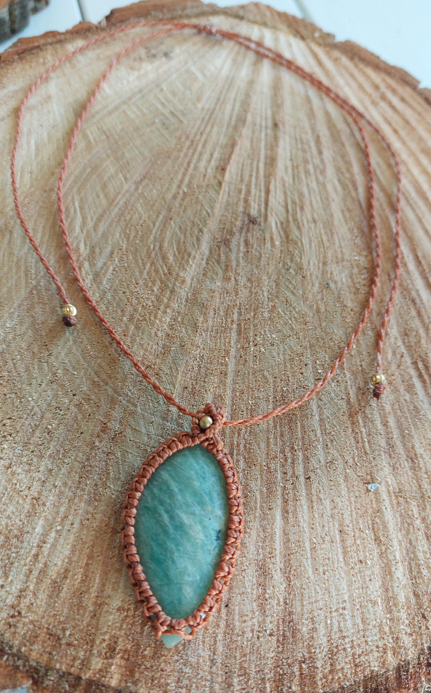 pendentif macramé et amazonite artisanat haute loire