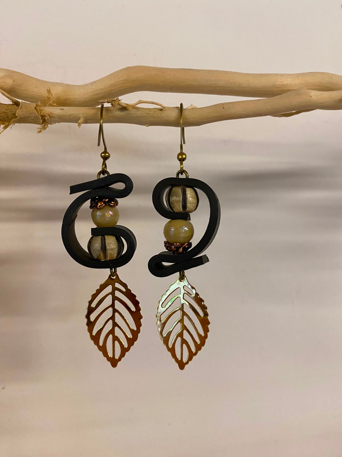 Boucles d'oreilles upcyclées  en chambre à air  - Artisanat de Haute-Loire - uniques et originales