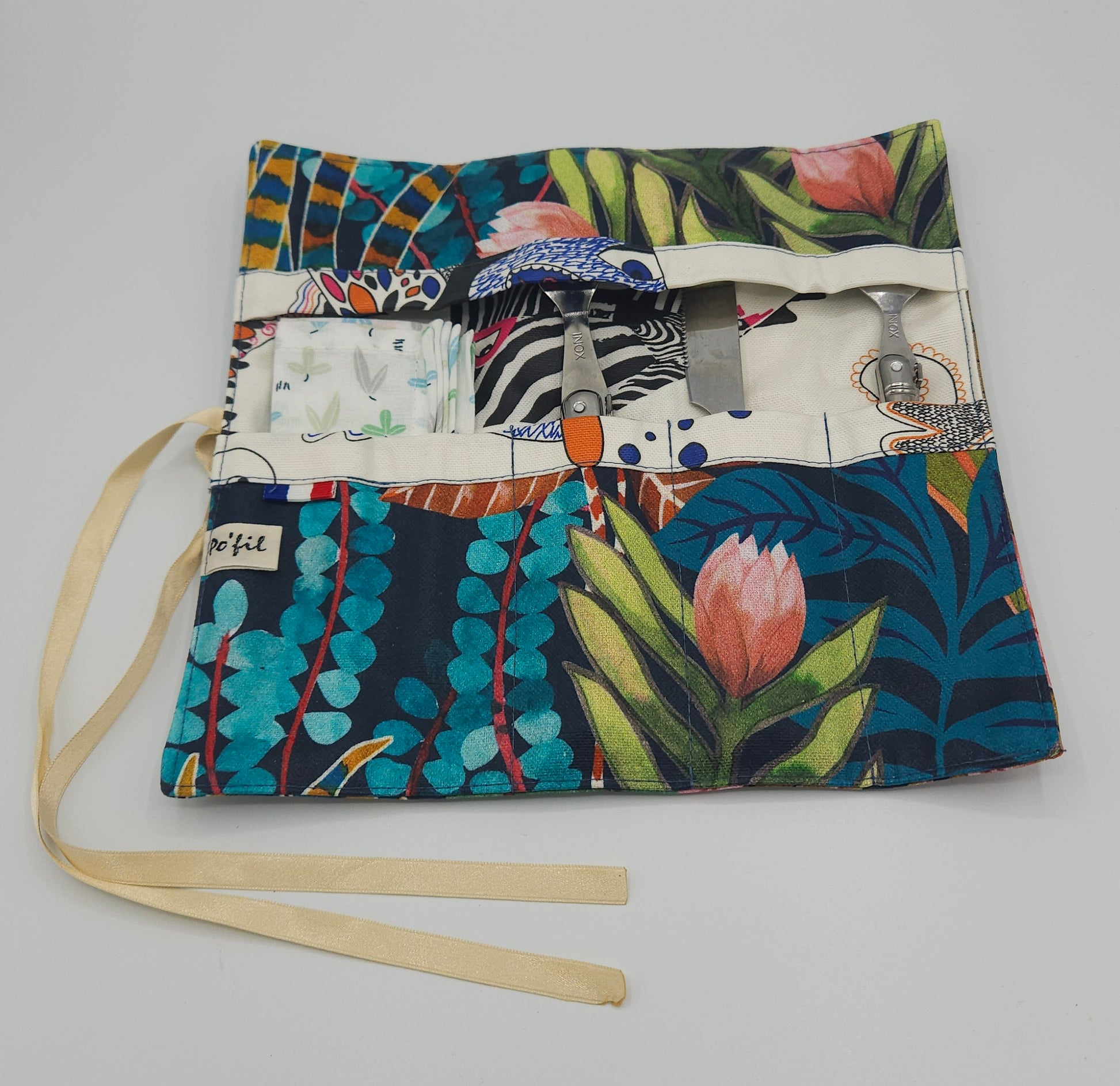 pochette à couverts -  Tissus coton enduit imperméable. modèle unique. fabrication artisanale et locale de Haute-Loire.