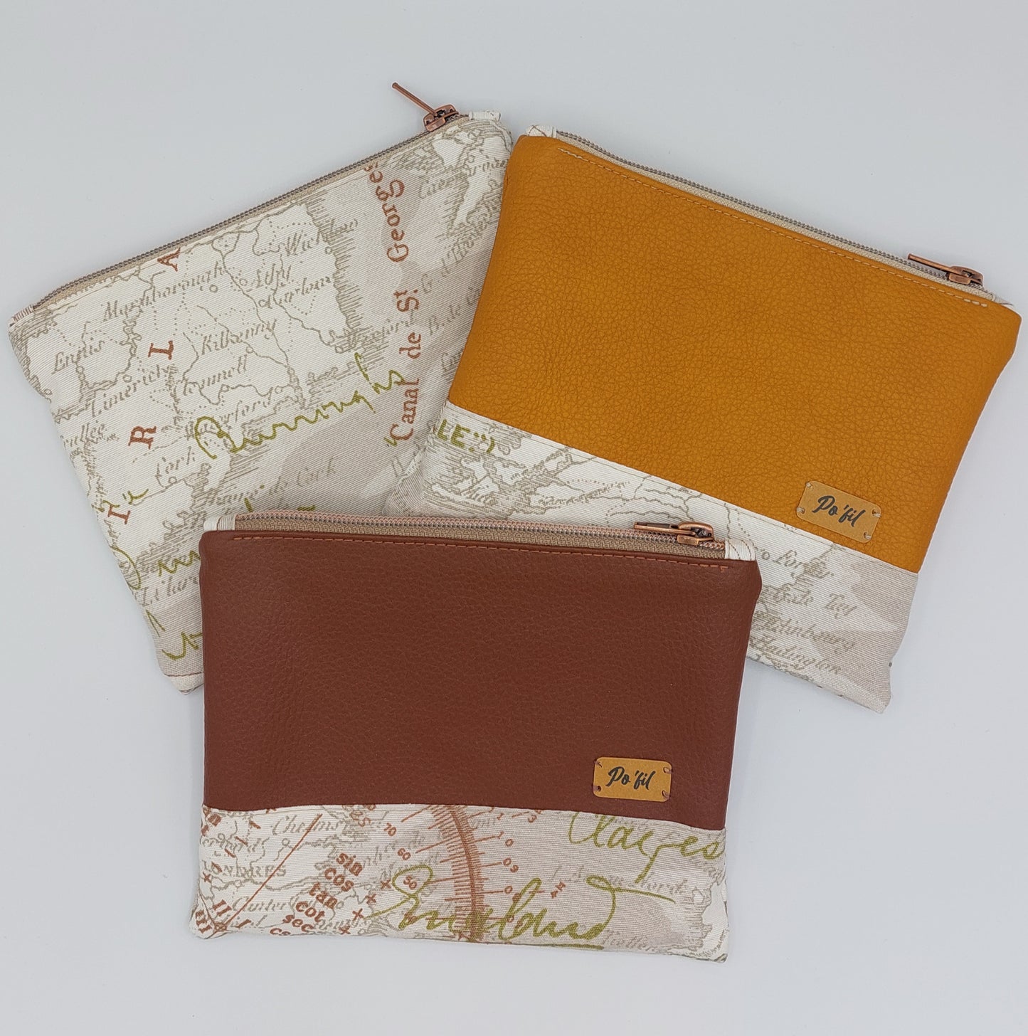 Pochette plate similicuir homme - petite trousse de voyage en similicuit - artisanat auvergne