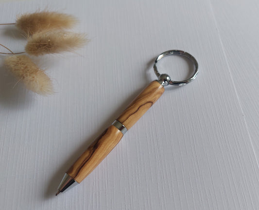 Porte-clés stylo en bois tourné - artisanat de Haute-Loire (Auvergne) - essence de bois olivier