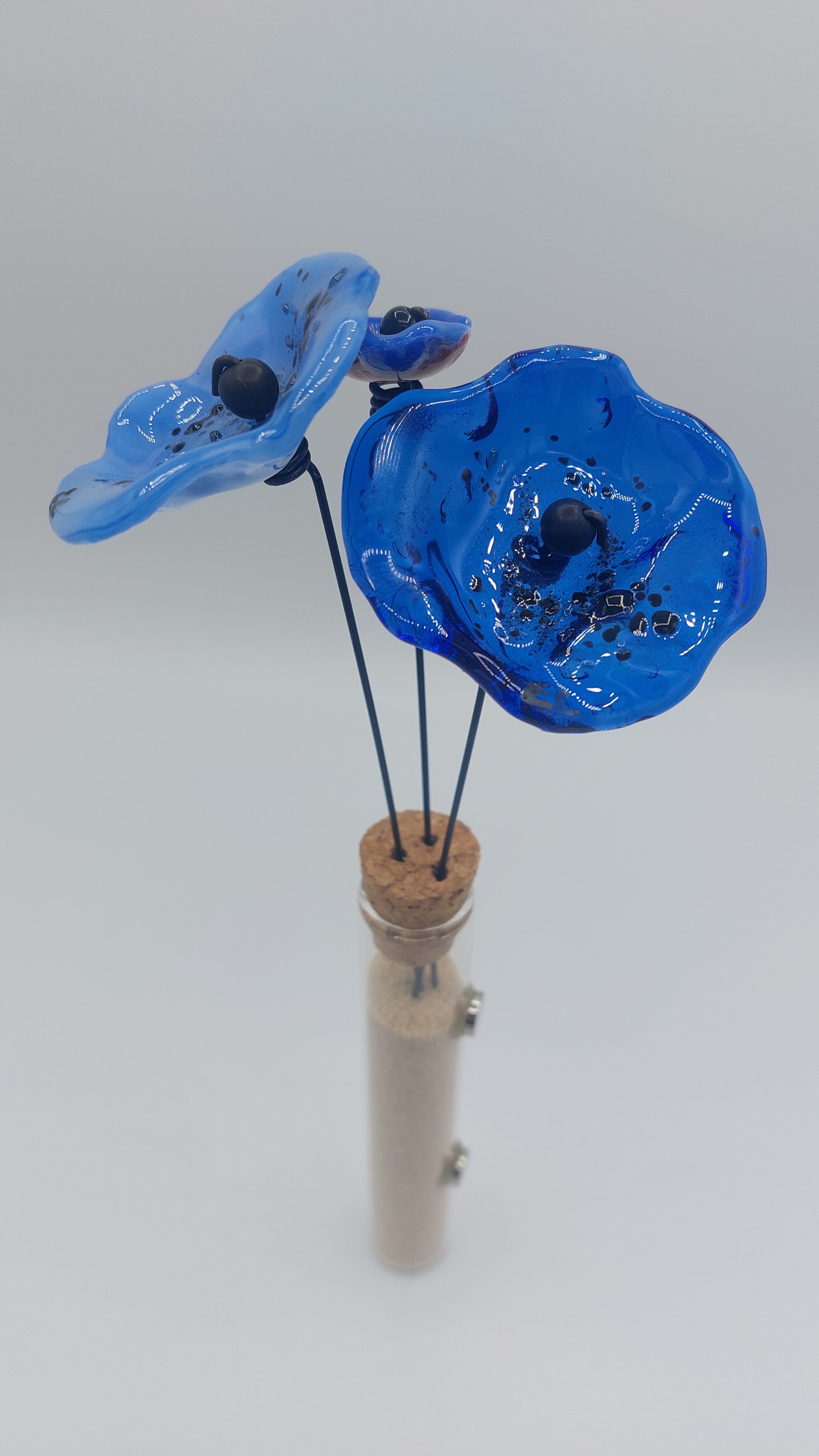 vase magnétique fleurs de verre bleues artisanat haute-loire